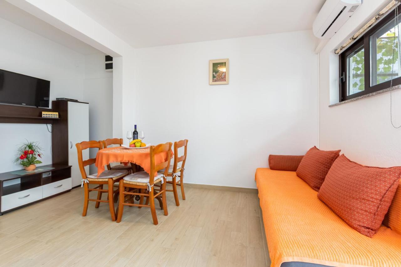 Apartments Sucur With Terrace Baska  Exterior photo