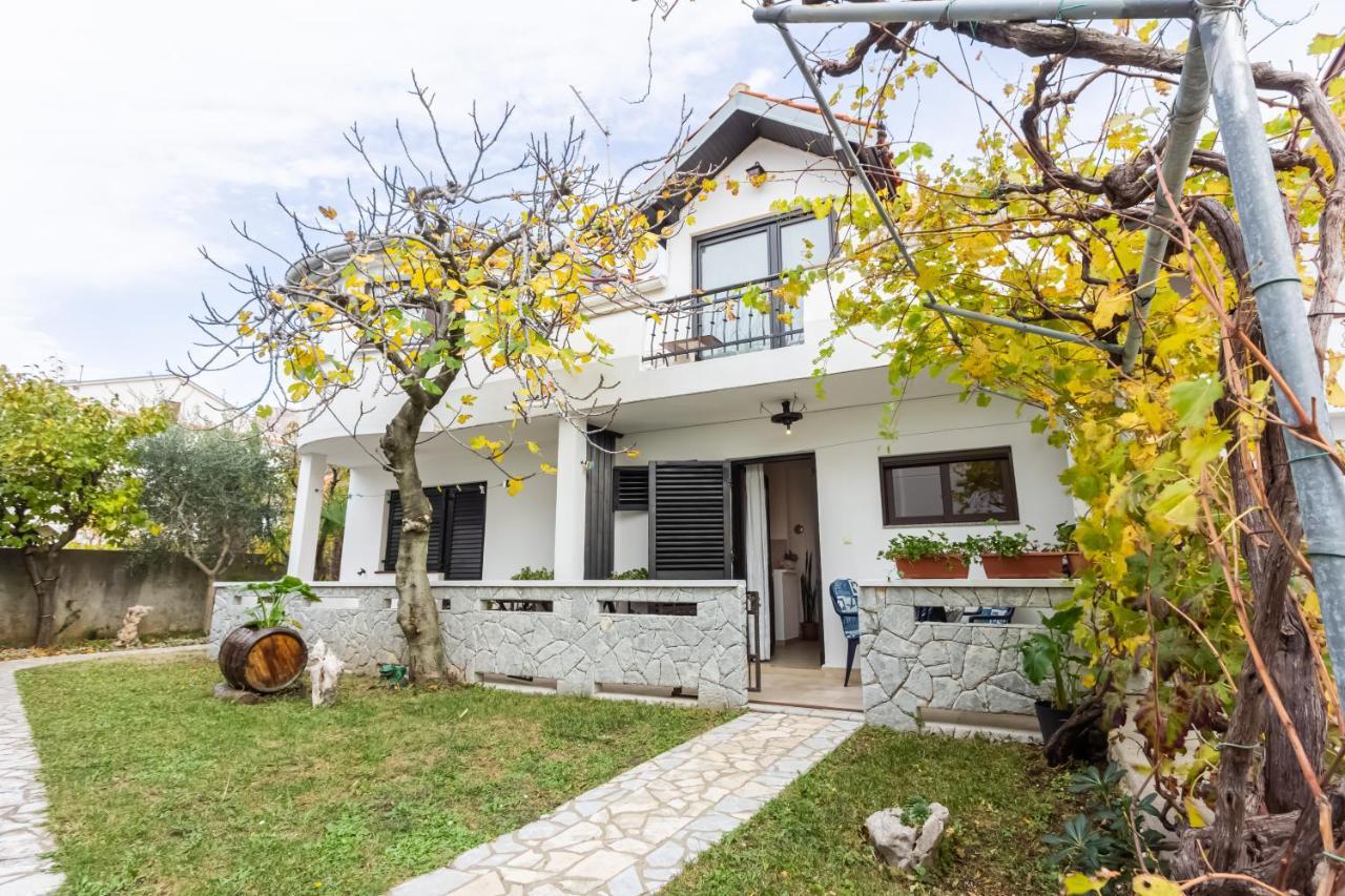 Apartments Sucur With Terrace Baska  Exterior photo